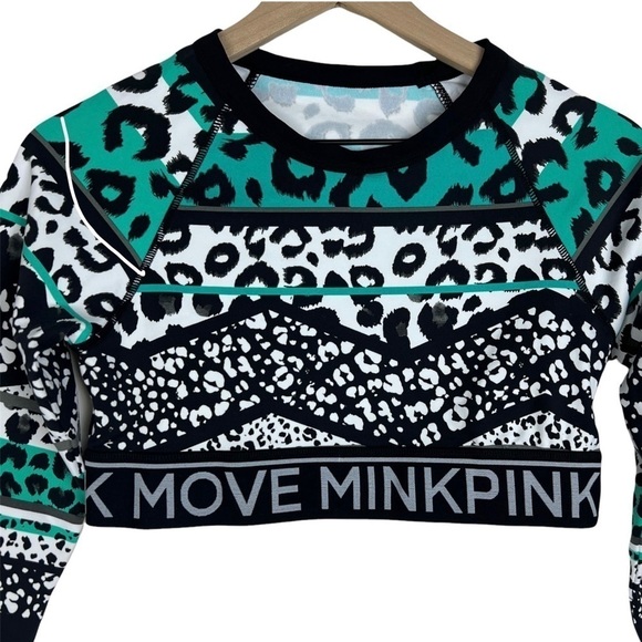 MINKPINK MOVE Crop Top Workout Fierce 3/4 Sleeve Leopard Anti-Wicking Medium - Picture 3 of 10
